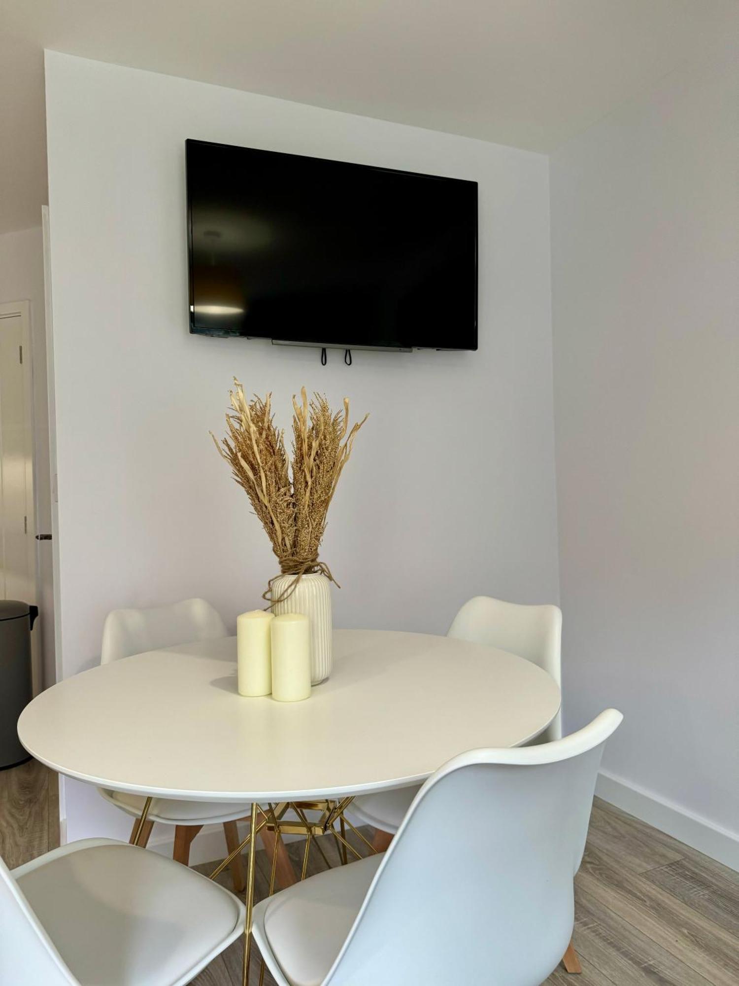 شقة Brand New Flat 5 With Free Parking And Fast Wifi يورك المظهر الخارجي الصورة